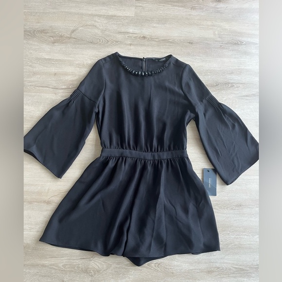 NWT Zara Elegant Black Romper Flared Sleeves SZ M - Picture 1 of 10